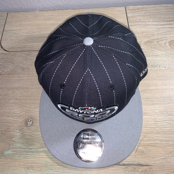 New Era Dayton 500 SnapBack - Picture 5 of 5